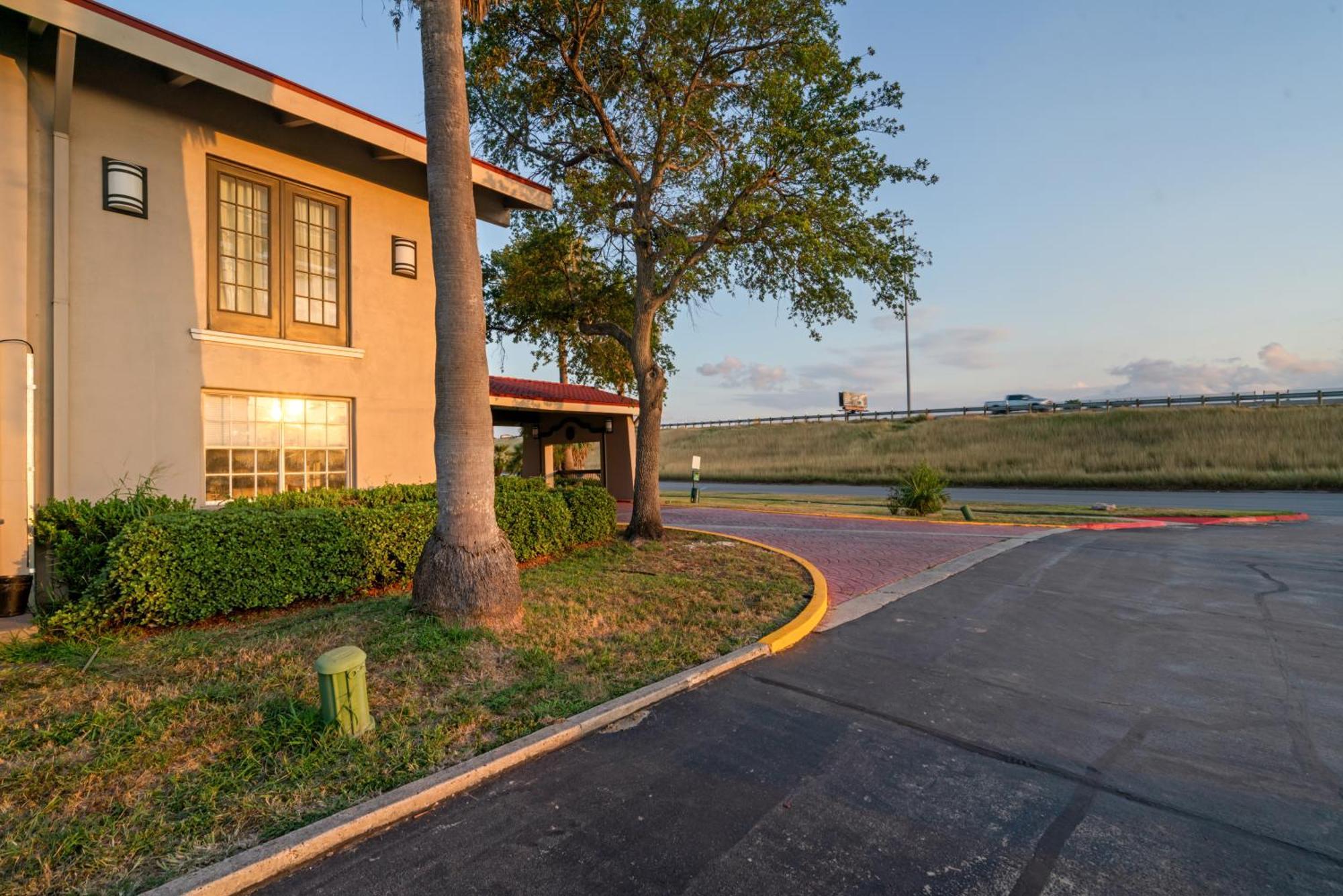 La Quinta Inn By Wyndham Corpus Christi North Zewnętrze zdjęcie