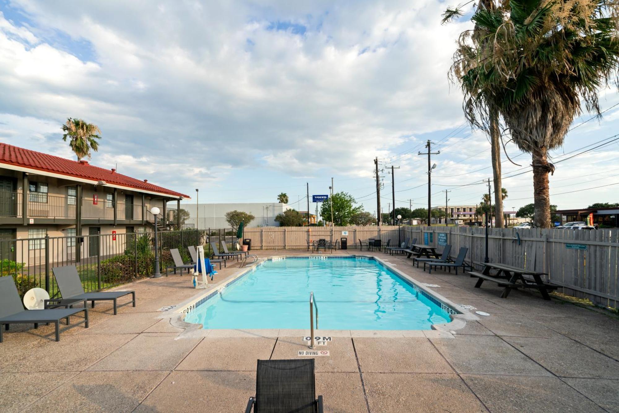 La Quinta Inn By Wyndham Corpus Christi North Zewnętrze zdjęcie