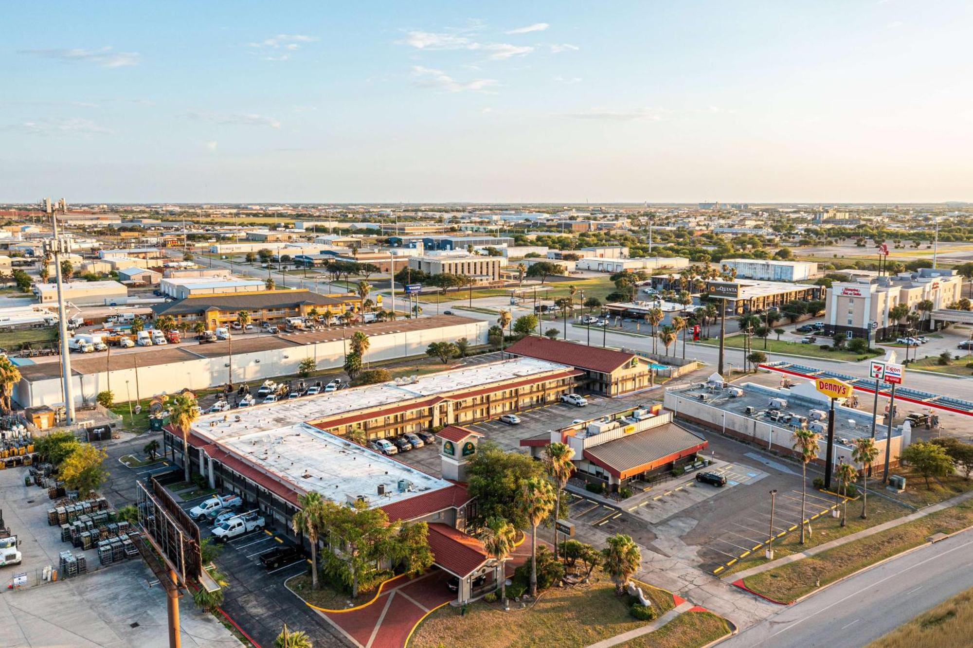 La Quinta Inn By Wyndham Corpus Christi North Zewnętrze zdjęcie