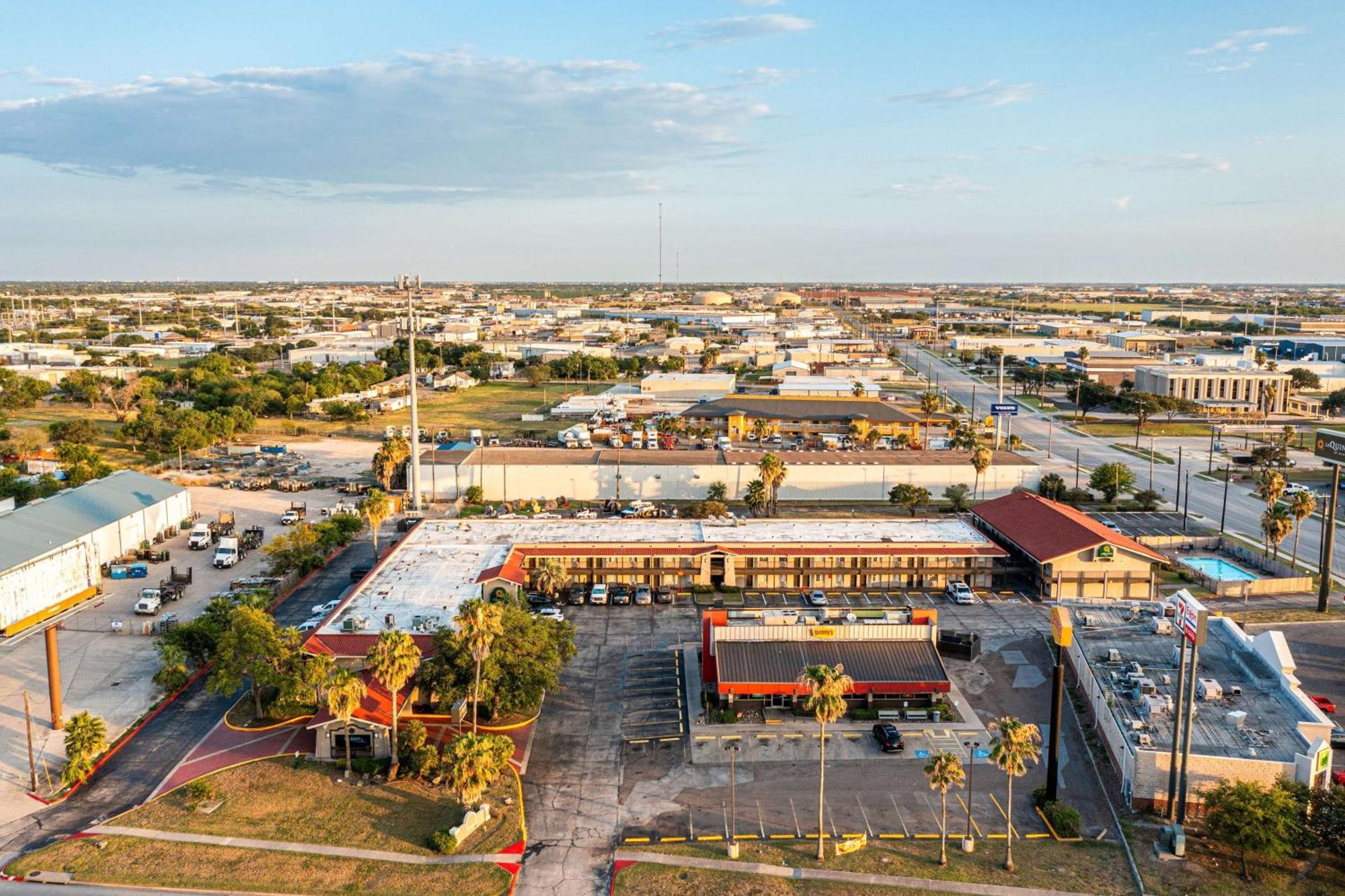 La Quinta Inn By Wyndham Corpus Christi North Zewnętrze zdjęcie